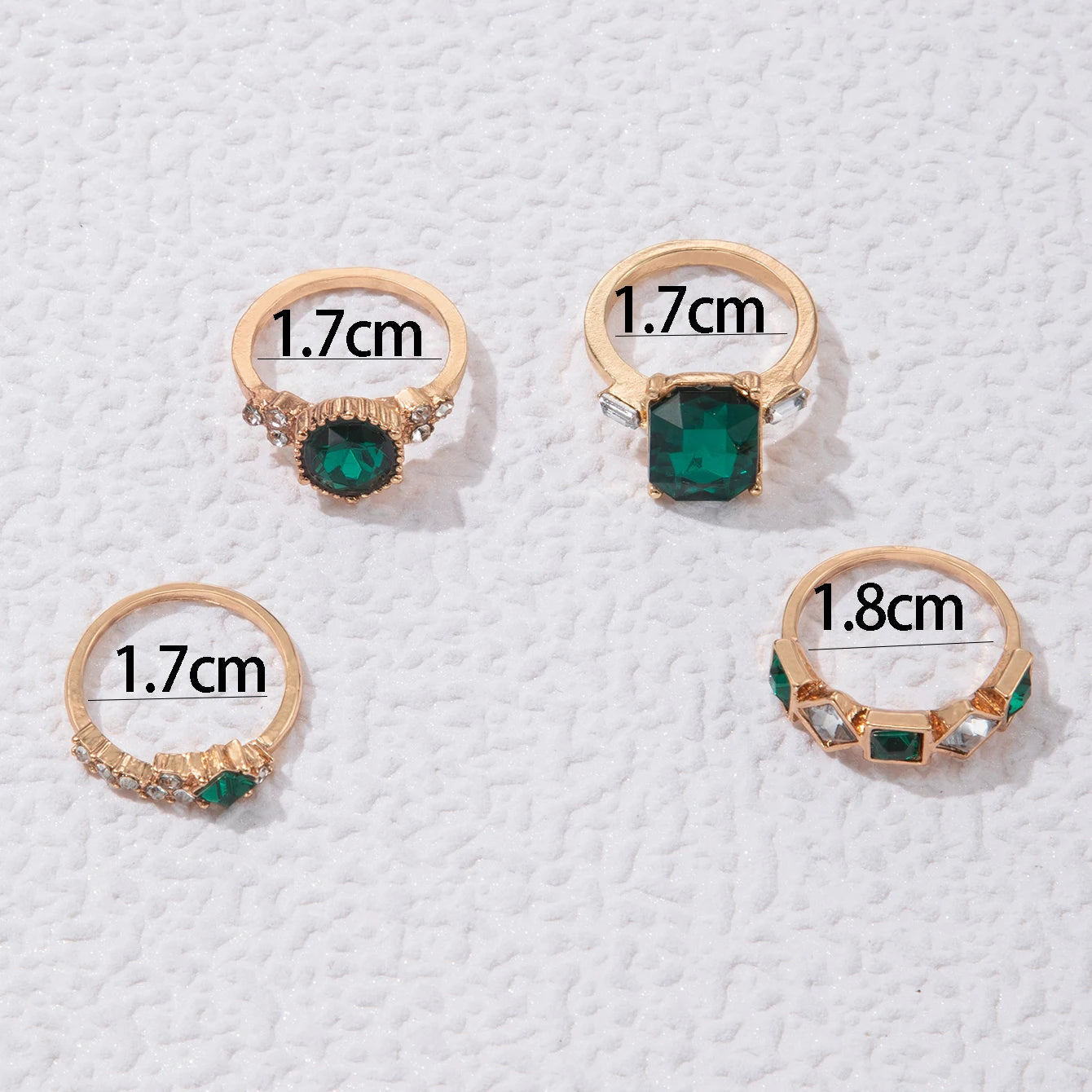 EMERALD RING