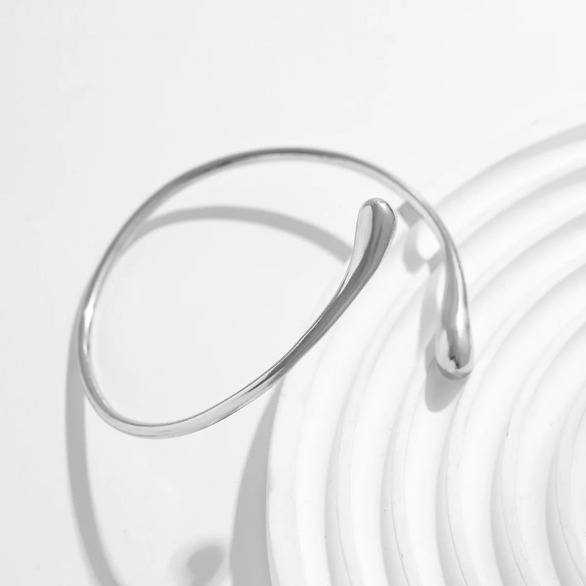 Glow arm cuff
