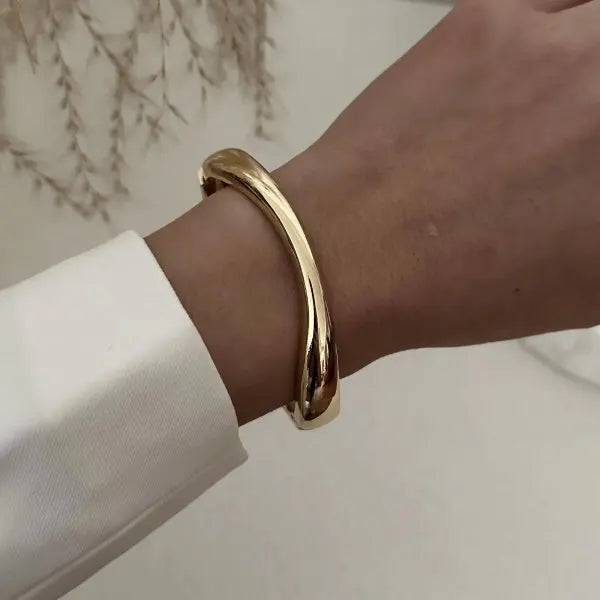 Goddess Cuff